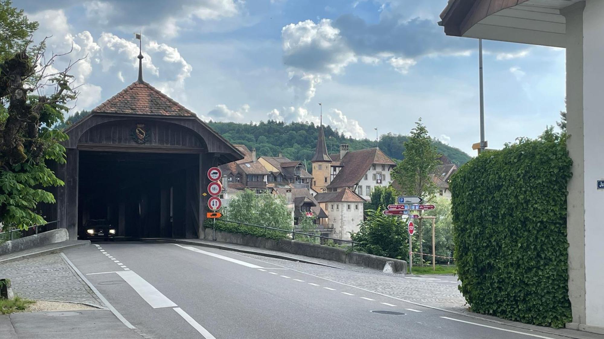 A Knight's Splendid * Buren an der Aare